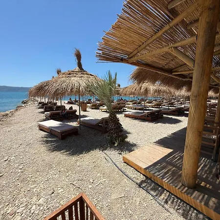 Prestige - Radhime Lägenhet